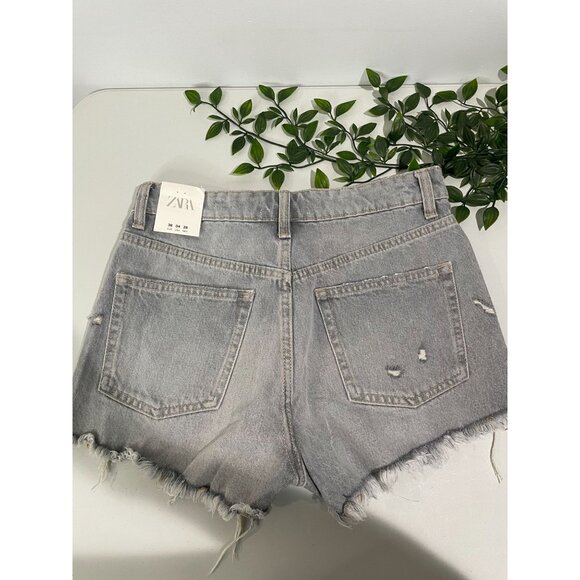 Zara Womens High-Rise Distressed Denim Shorts Size 36 EU / 4 US Light Gray - Picture 2 of 14